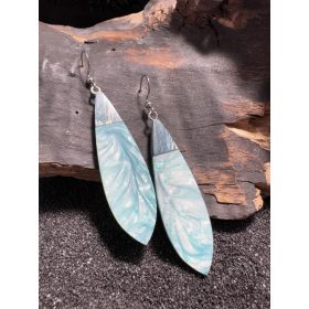 Zöld és fehér fülbevaló