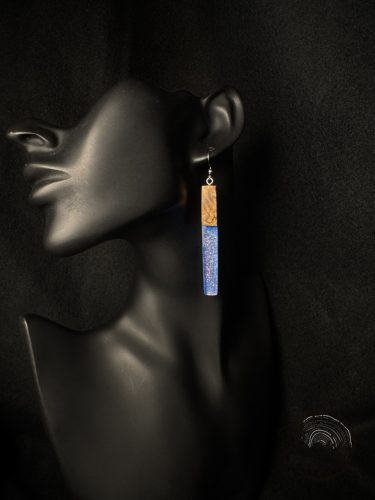 Csillogó kék fülbevaló